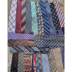 Lot of 25 Men’s Vintage Necktie Various Brands Lot 2